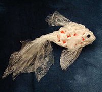 可爱的金鱼钩针编织教程 废弃塑料袋编织小鱼挂件