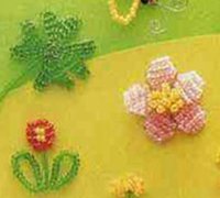 一组可爱的串珠装饰花的diy图解