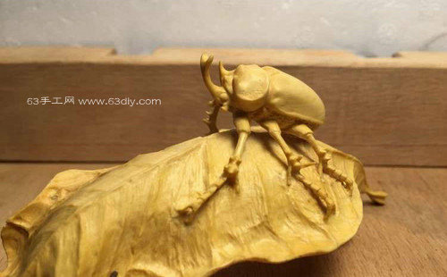 枯叶甲虫手工木雕教程