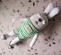 用袜子做布偶兔子 越狱兔袜子娃娃制作图解