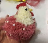 毛线球制作可爱的小母鸡教程
