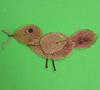 树叶拼贴画之可爱的小麻雀